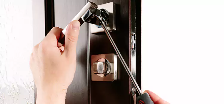 Door Lock Replacement Service Glen Cove