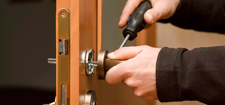 Semi Truck Locksmith Glen Cove