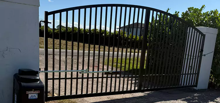 Driveway Fence Repair Glen Cove